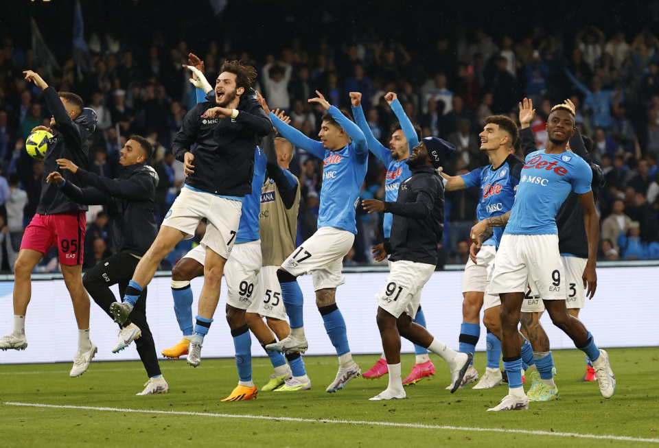 s1mple发声欢迎新队友：前路漫漫，克拉科夫见