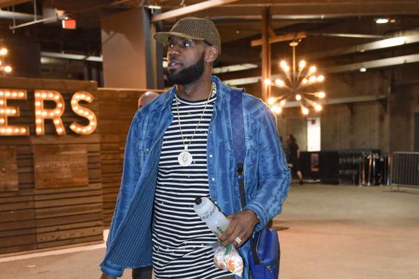 公牛用双向合同签回日本后场新星，裁掉了前快船潜力股？