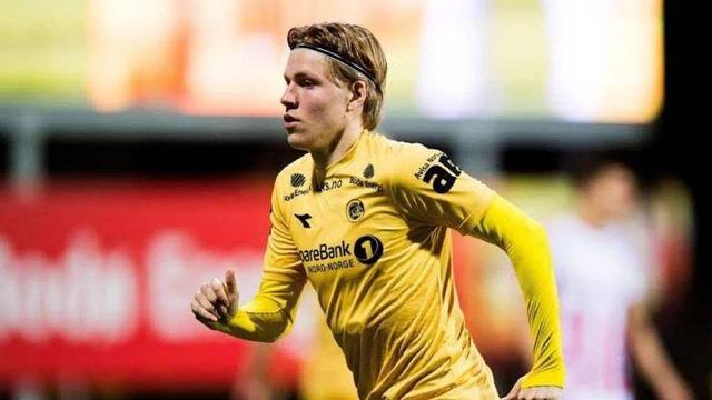 2500万超值？4万球迷骂声中，新援6次神扑拯救巴萨！弑旧主获MVP